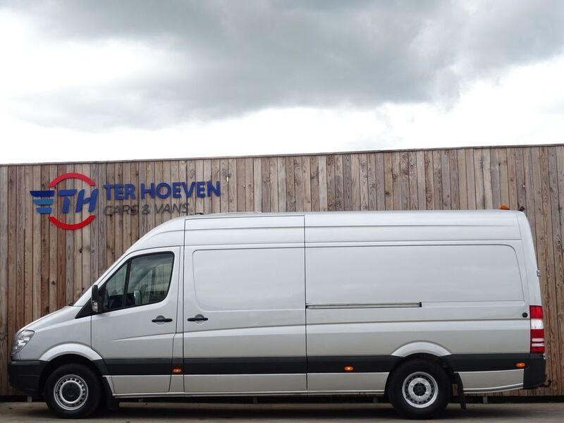 Silber metallic Gebraucht 2010 Mercedes Sprinter Van | 15.500 € (Fairer Preis) - Bild 1/4