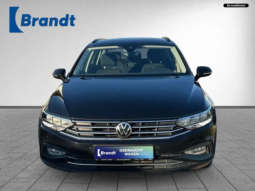 Gebraucht VW Passat Business 122 PS (89 kW) 2022 Schwarz Kombi
