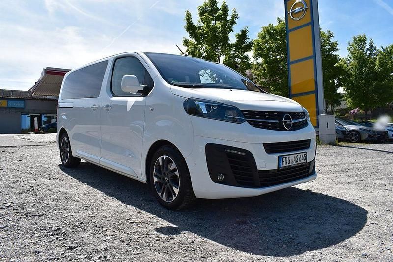 Jade weiss/arktis weiss Gebraucht 2020 Opel Zafira Life Edition Van | 36.950 € (Teuer) - Bild 1/4