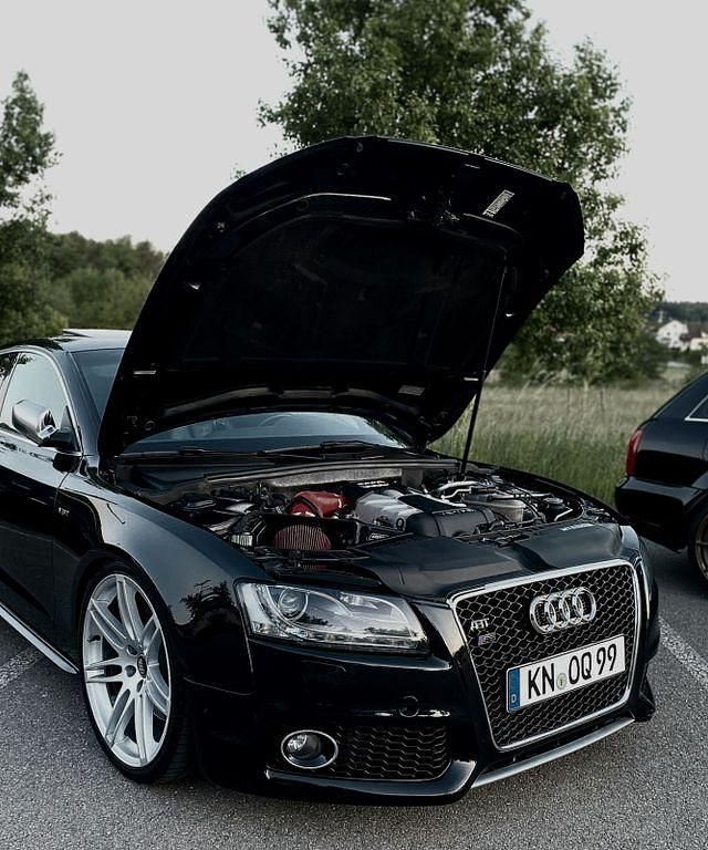 Gebraucht Audi S5 Ambiente 333 PS (244 kW) 2010 Schwarz Limousine