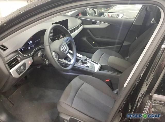 Gebraucht Audi A4 Advanced Plus 163 PS (119 kW) 2024 Mythosschwarz metallic Kombi