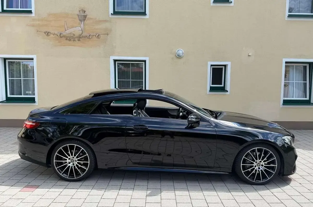 Gebraucht Mercedes E200 AMG line 184 PS (135 kW) 2018 Coupé