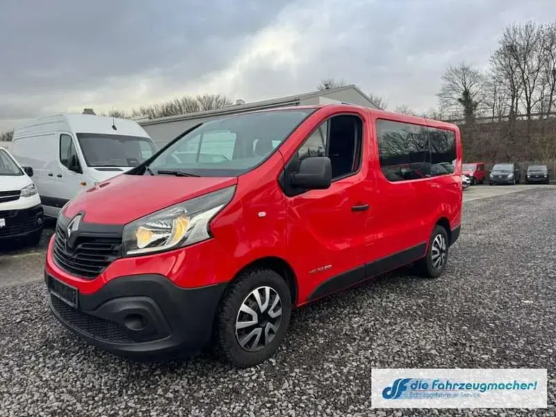 Occasion Renault Trafic Expression 145 ch (106 kW) 2017 Rouge Monospace