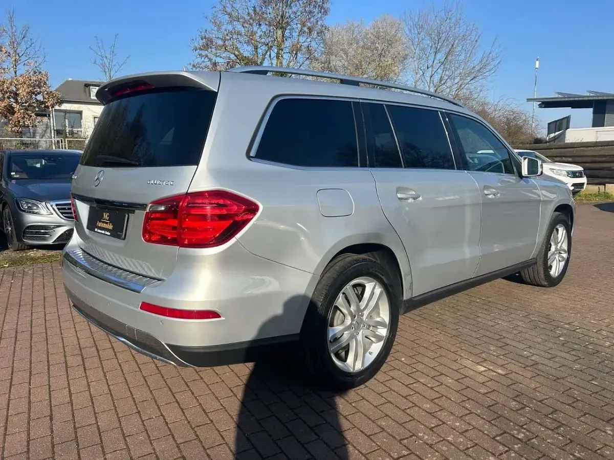Gebraucht Mercedes GL350 258 PS (189 kW) 2015 Iridiumsilber  metalliclack SUV