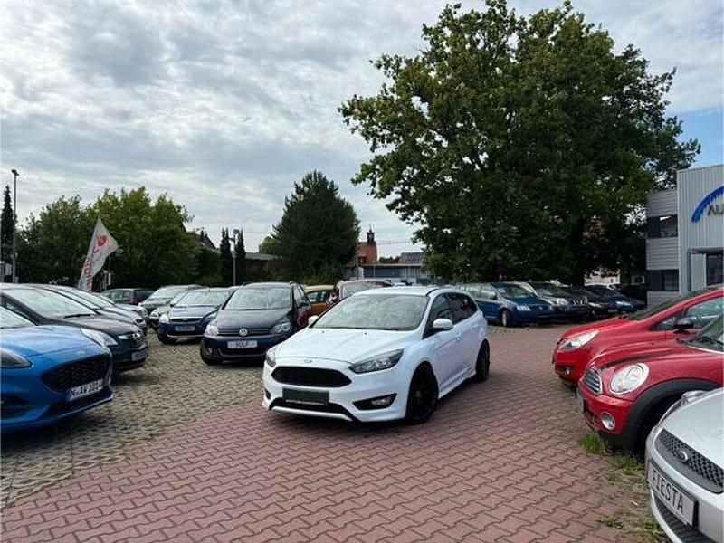 Gebraucht Ford Focus ST 116 PS (85 kW) 2014 Andere Limousine