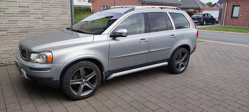 Gebraucht Volvo XC90 Executive 205 PS (150 kW) 2010 Silber SUV
