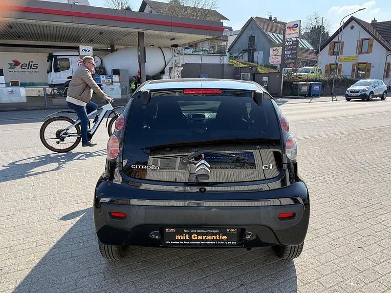 Gebraucht Citroën C1 SELECTION 68 PS (50 kW) 2013 Schwarz Kleinwagen