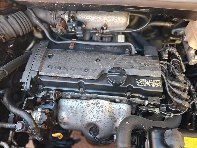 Gebraucht Hyundai Matrix 105 PS (77 kW) 2009 Schwarz Van / Kleinbus