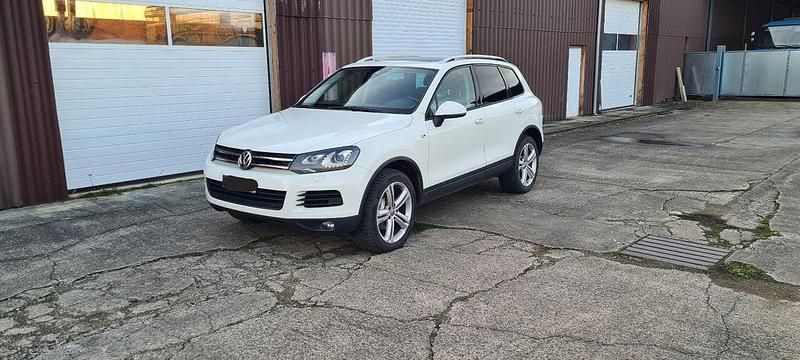 Weiß Gebraucht 2012 VW Touareg R-line SUV | 9.990 € (Superpreis) - Bild 1/4