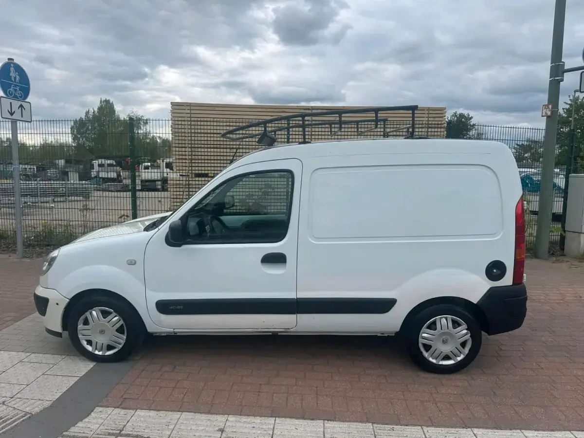 Gebraucht Renault Kangoo 85 PS (62 kW) 2008 Weiß Van / Kleinbus