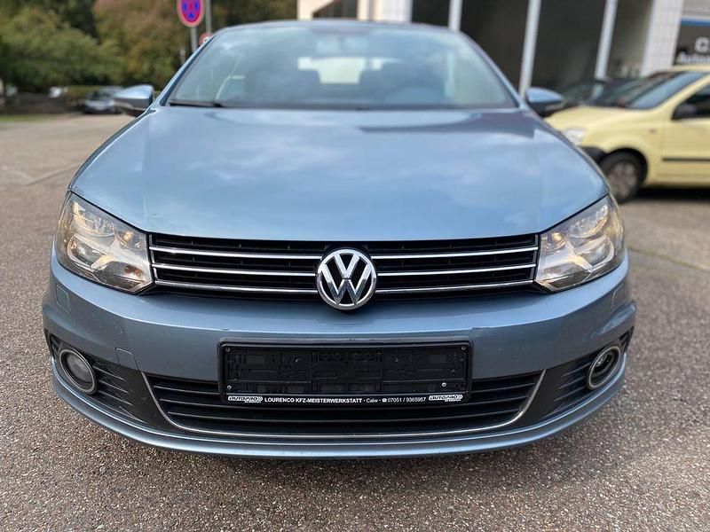 Gebraucht VW Eos 140 PS (102 kW) 2011 Blau Cabrio