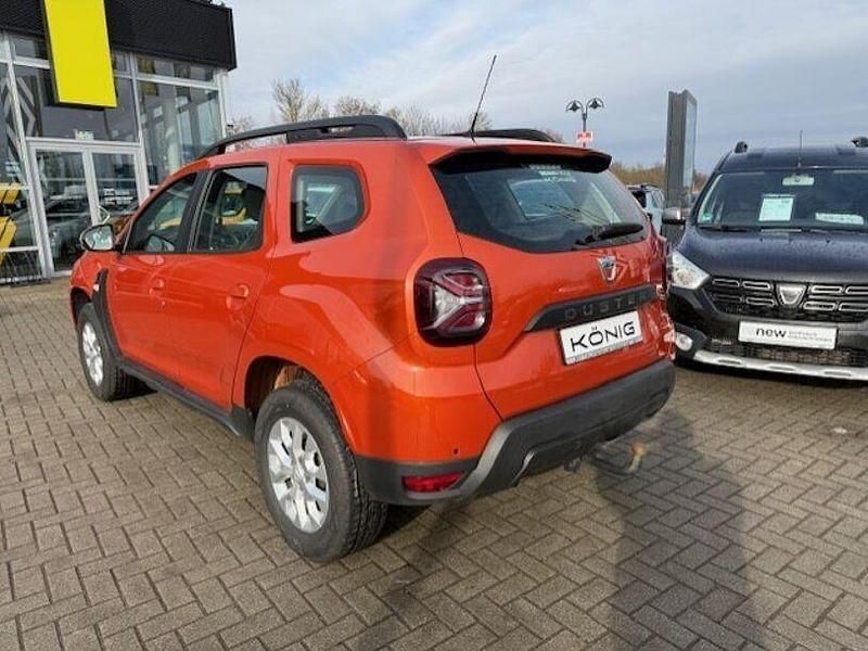 Gebraucht Dacia Duster Comfort 131 PS (96 kW) 2022 Orange SUV