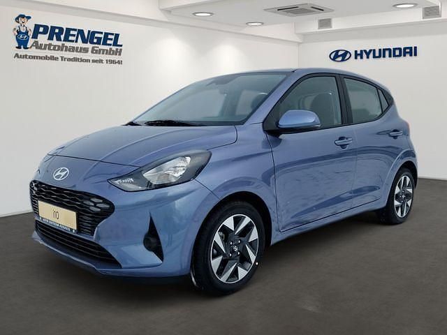 Mangrove green Gebraucht 2023 Hyundai i10 Trend Kleinwagen | 14.980 € (Guter Preis) - Bild 1/4