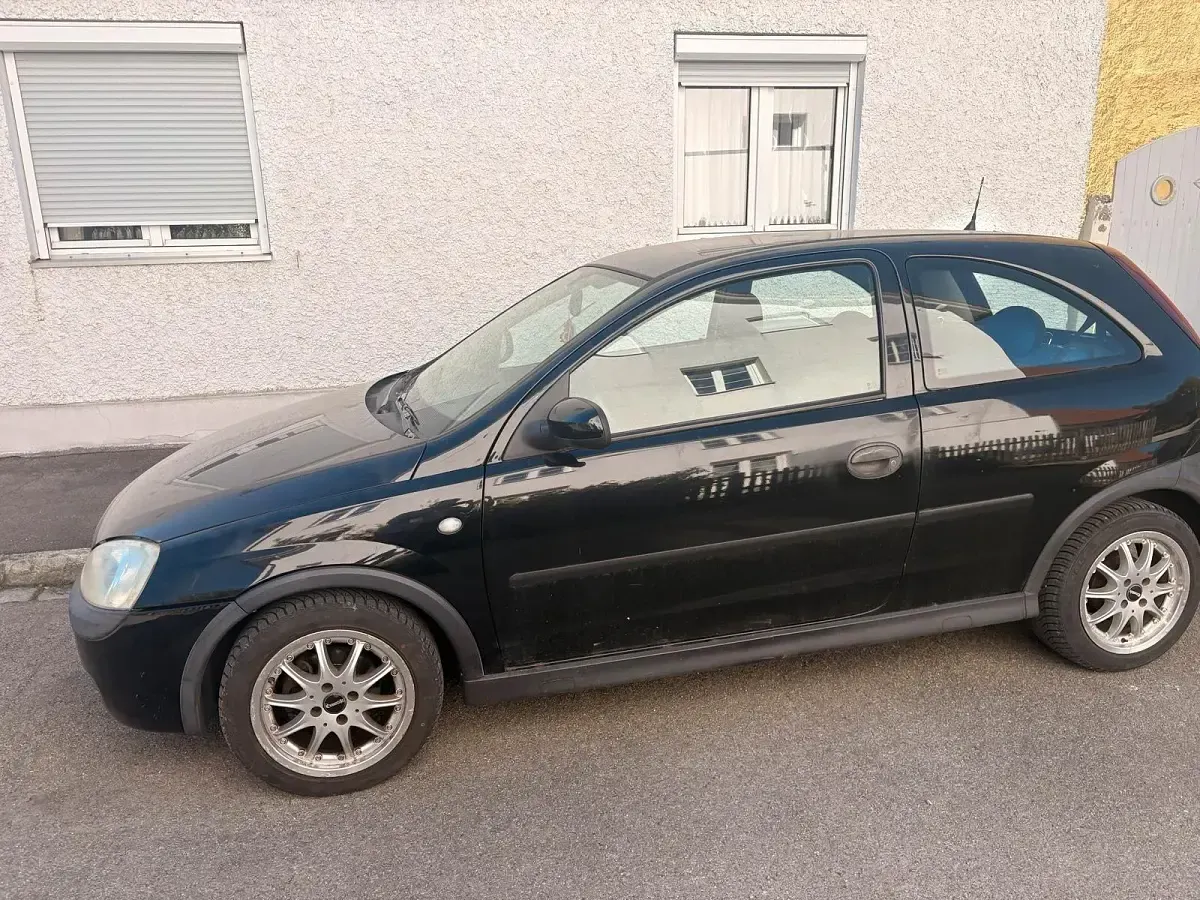 Gebraucht Opel Corsa 75 PS (55 kW) 2002 Schwarz Kleinwagen