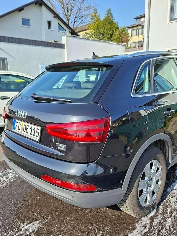 Gebraucht Audi Q3 170 PS (125 kW) 2012 Schwarz SUV