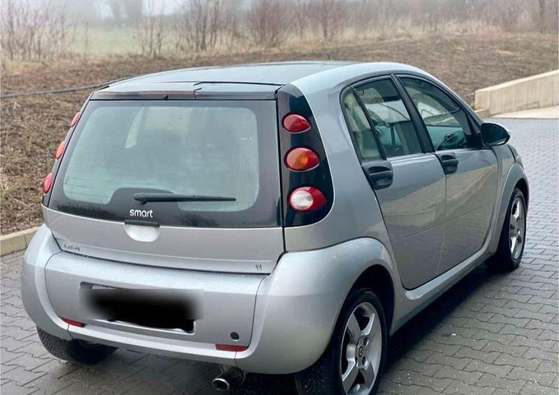Silber Gebraucht 2005 Smart ForFour Passion Kleinwagen | 2.099 € (Guter Preis) - Bild 1/4