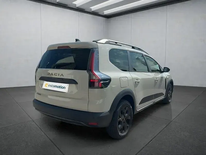 Gebraucht Dacia Jogger Extreme 114 PS (83 kW) 2026 Beige Van / Kleinbus