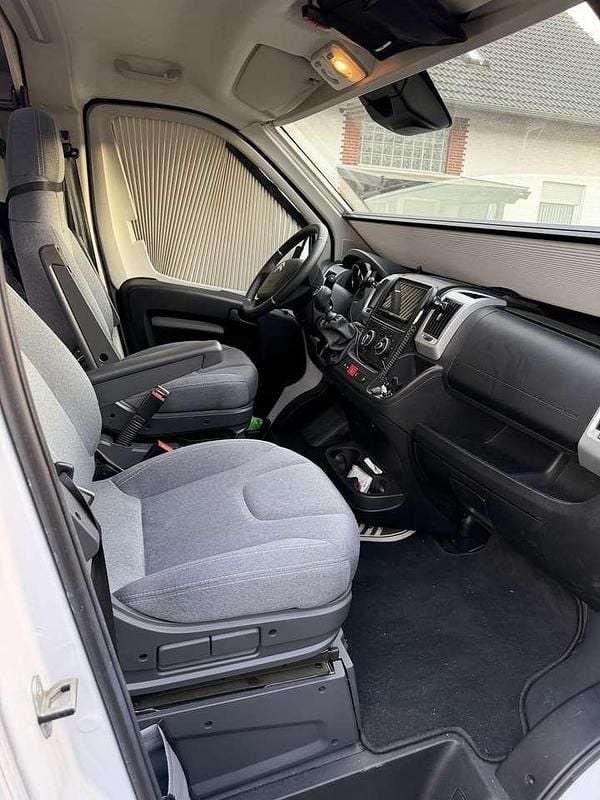 Gebraucht Citroën Jumper 165 PS (121 kW) 2023 Weiß Van / Kleinbus
