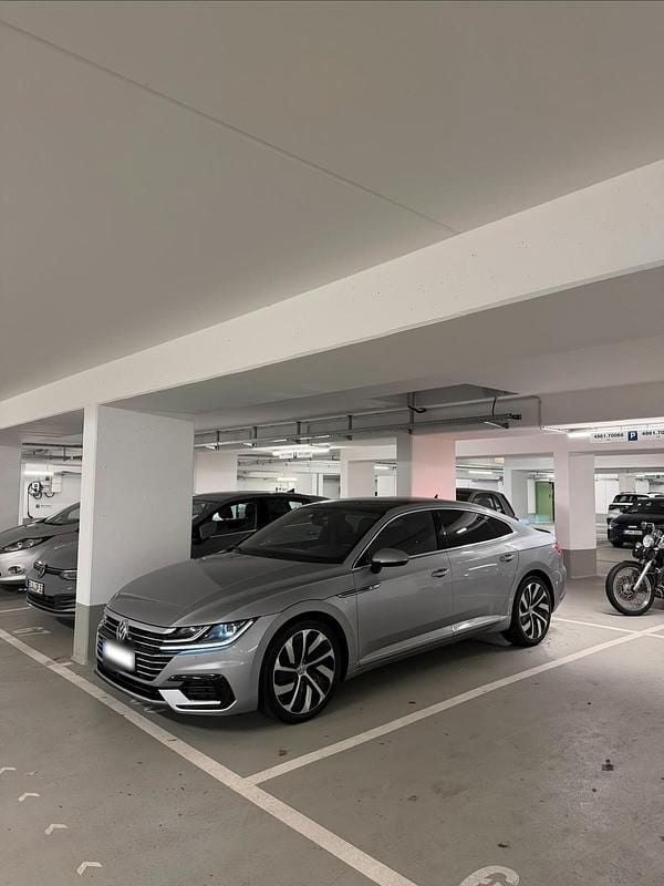 Gebraucht VW Arteon R-line 190 PS (139 kW) 2019 Grau Kleinwagen