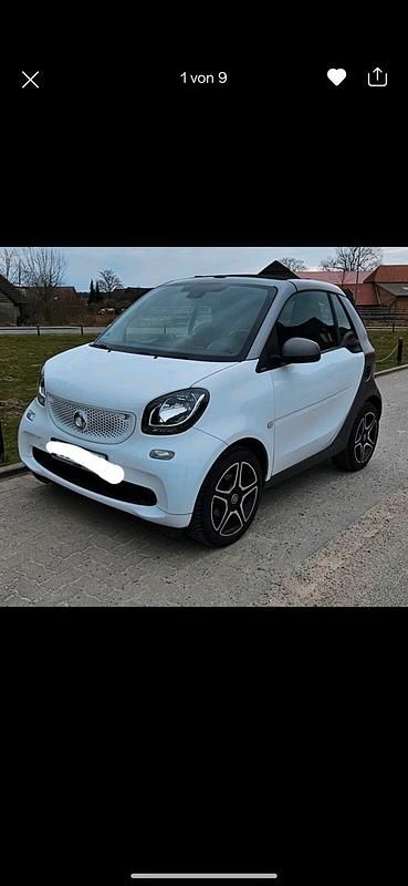 Weiß Gebraucht 2016 Smart ForTwo Cabrio Cabrio | 10.500 € (Guter Preis) - Bild 1/4