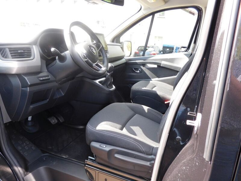Gebraucht Renault Trafic 170 PS (125 kW) 2024 Tenebro schwarz Van / Kleinbus