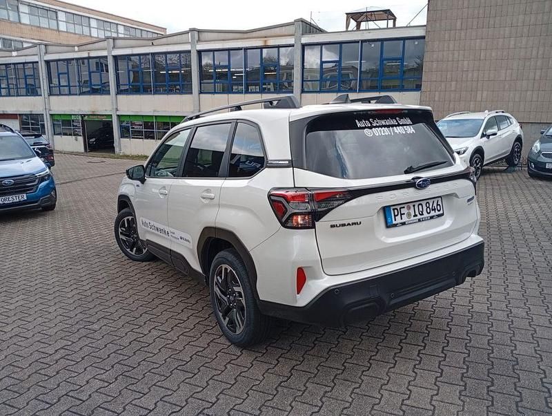 Neu Subaru Forester Exclusive+ 136 PS (100 kW) 2026 Weiß SUV