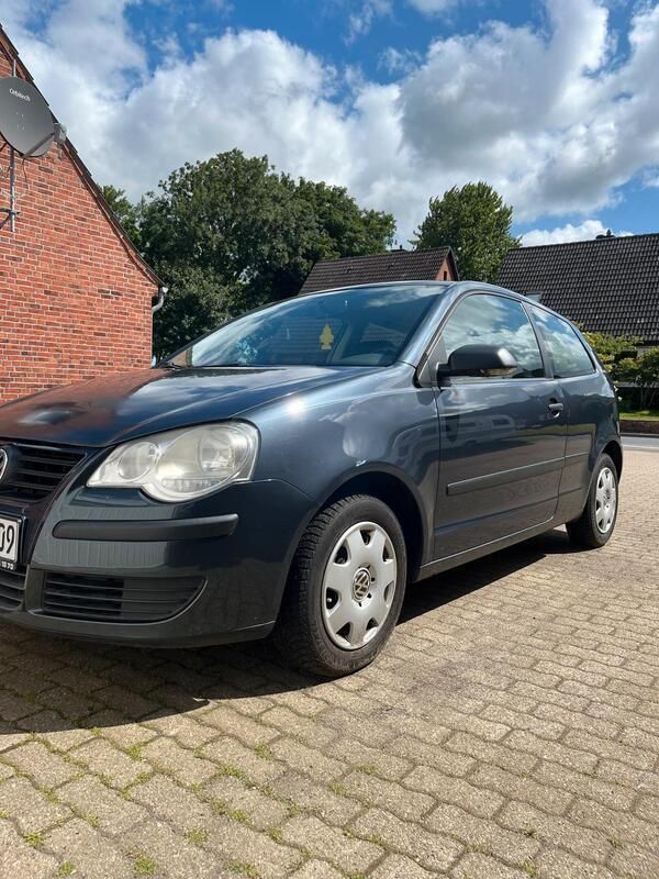 Grau Gebraucht 2007 VW Polo Kleinwagen | 900 € (Superpreis) - Bild 1/4