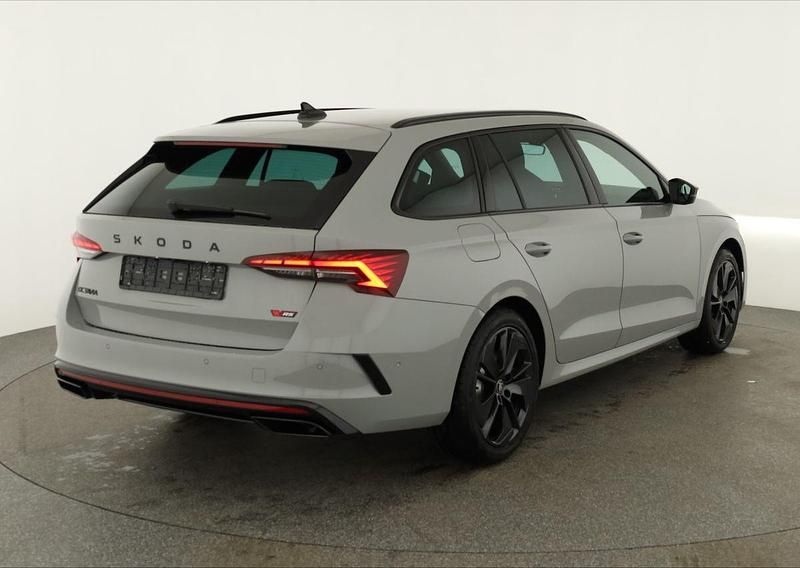 Ny Skoda Octavia RS 265 HK (194 kW) 2026 Grå Stationcar