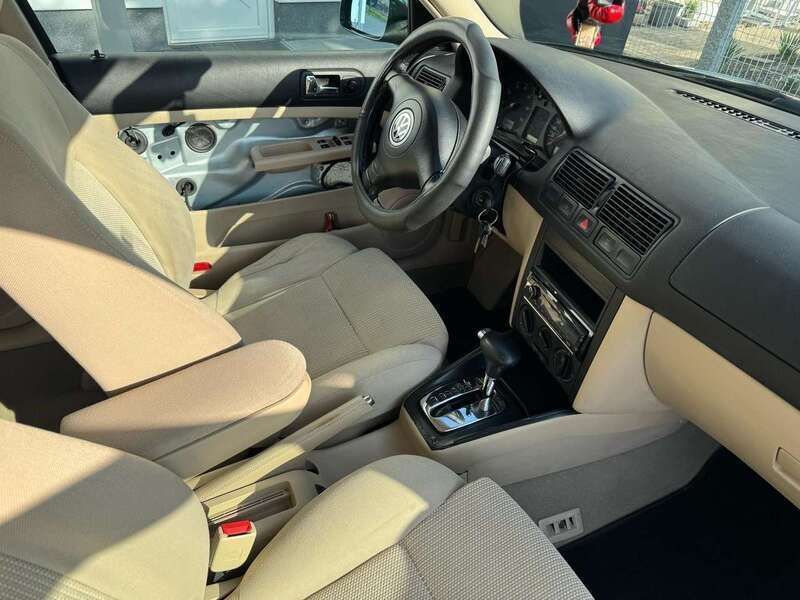 Gebraucht 2001 VW Golf IV Limousine | 3.200 € (Etwas zu teuer) - Bild 1/4