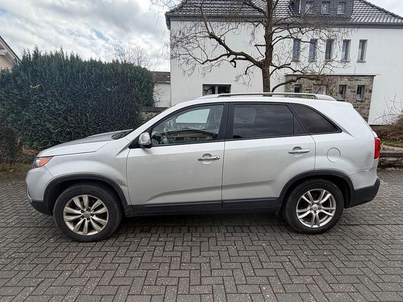 Gebraucht Kia Sorento 197 PS (144 kW) 2010 Silber SUV