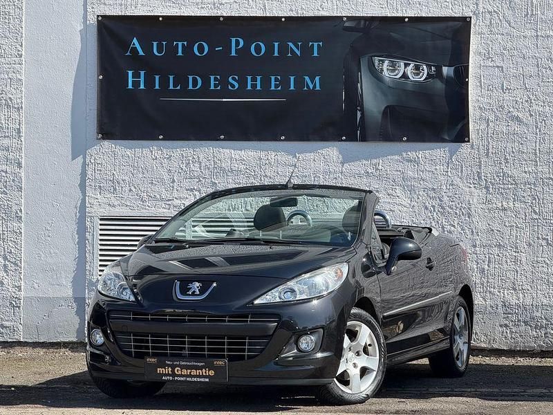 Gebraucht Peugeot 207 CC Active 120 PS (88 kW) 2013 Schwarz Cabrio