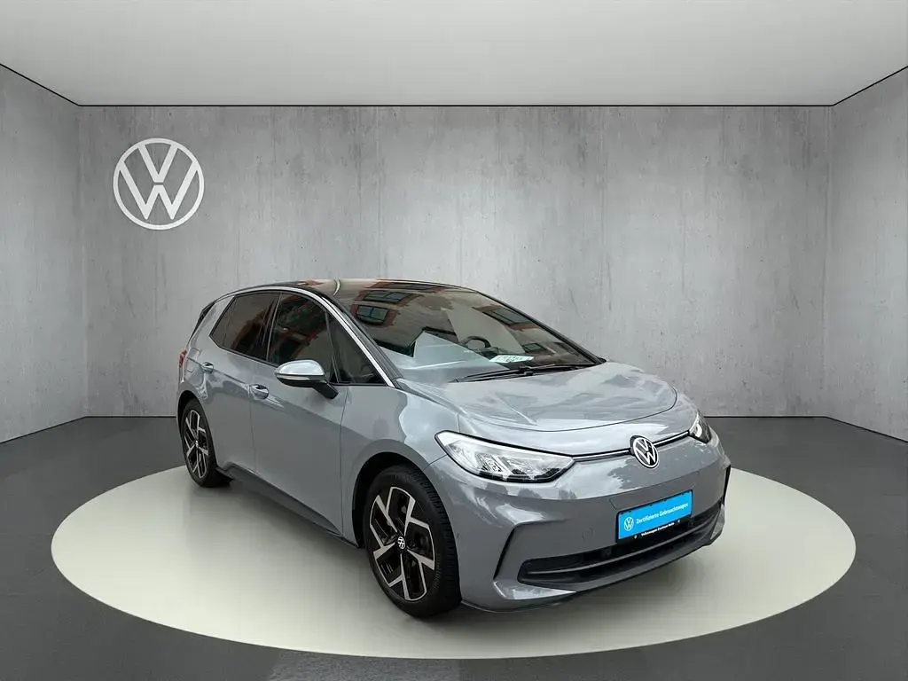 Gebraucht VW ID.3 Pro 150 kW (204 PS) 2024 Grau Kleinwagen