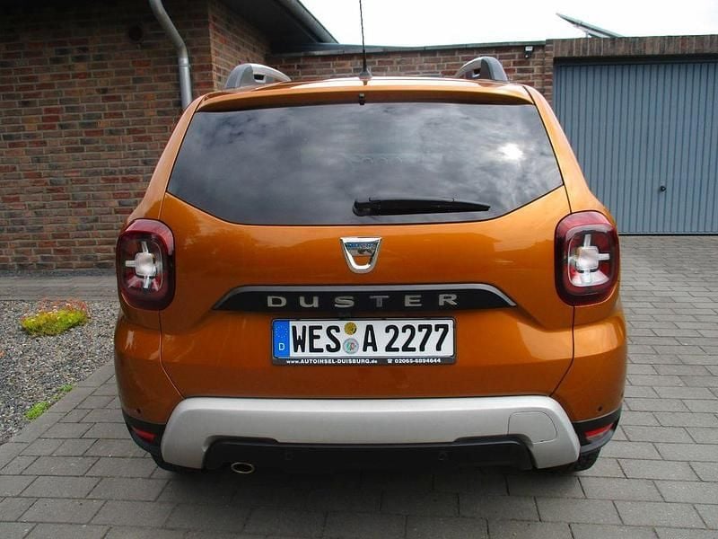 Gebraucht Dacia Duster Prestige 150 PS (110 kW) 2021 Orange SUV
