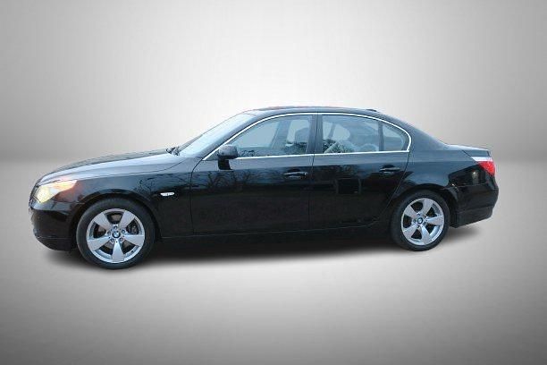 Second-hand BMW 525 231 CP (169 kW) 2007 Negru Berlinǎ