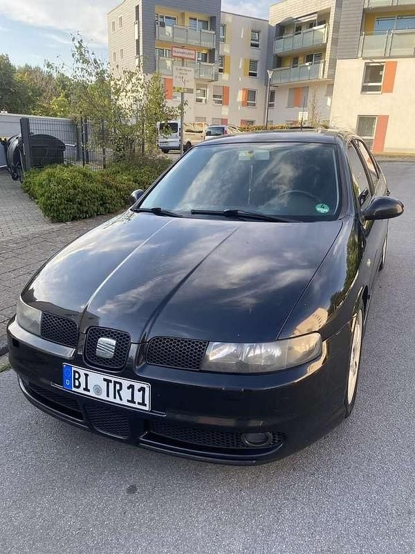 Gebraucht 2004 Seat Leon Sport Limousine | 1.999 € (Guter Preis) - Bild 1/4