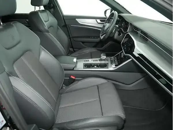 Usado Audi A6 Ambiente 367 HP (269 kW) 2022 Preto Carrinha