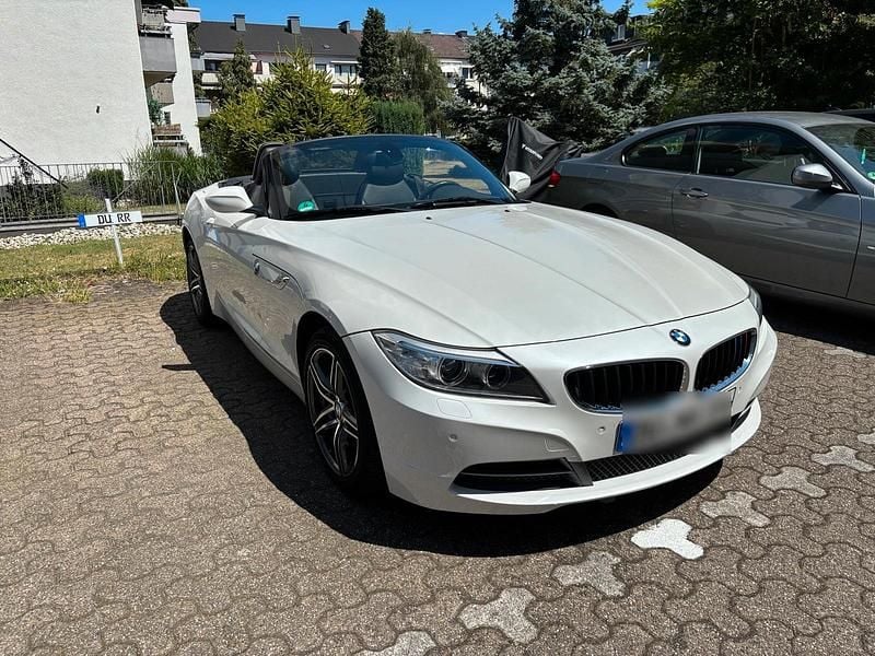Weiß Gebraucht 2014 BMW Z4 Cabrio | 16.500 € (Guter Preis) - Bild 1/4