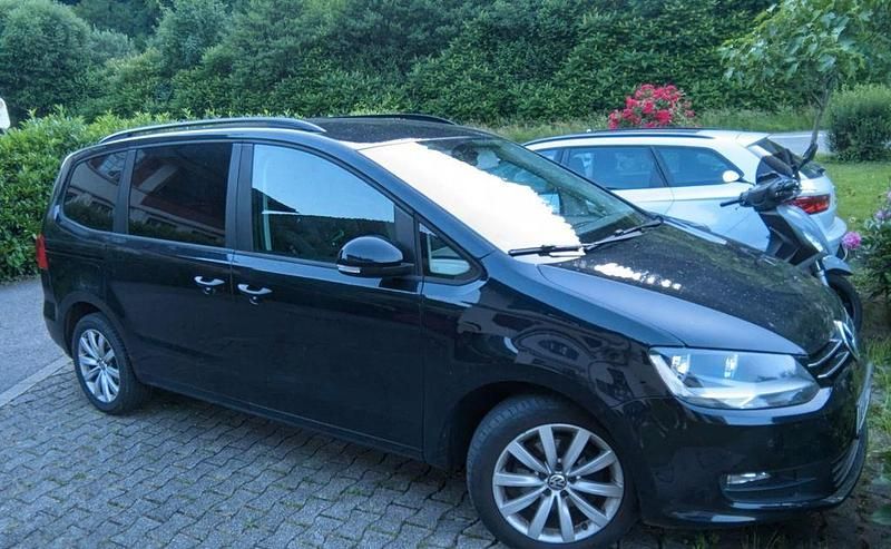 Schwarz Gebraucht 2011 VW Sharan Comfortline Van / Kleinbus | 6.500 € (Superpreis) - Bild 1/4