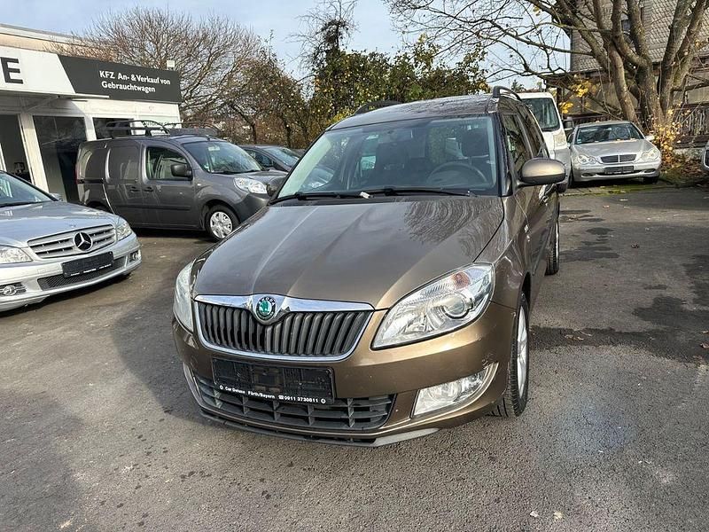 Braun Gebraucht 2013 Skoda Roomster Family Van / Kleinbus | 2.490 € (Fairer Preis) - Bild 1/4
