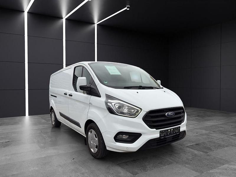 Gebraucht Ford Transit Custom Trend 131 PS (96 kW) 2020 Weiß Van / Kleinbus