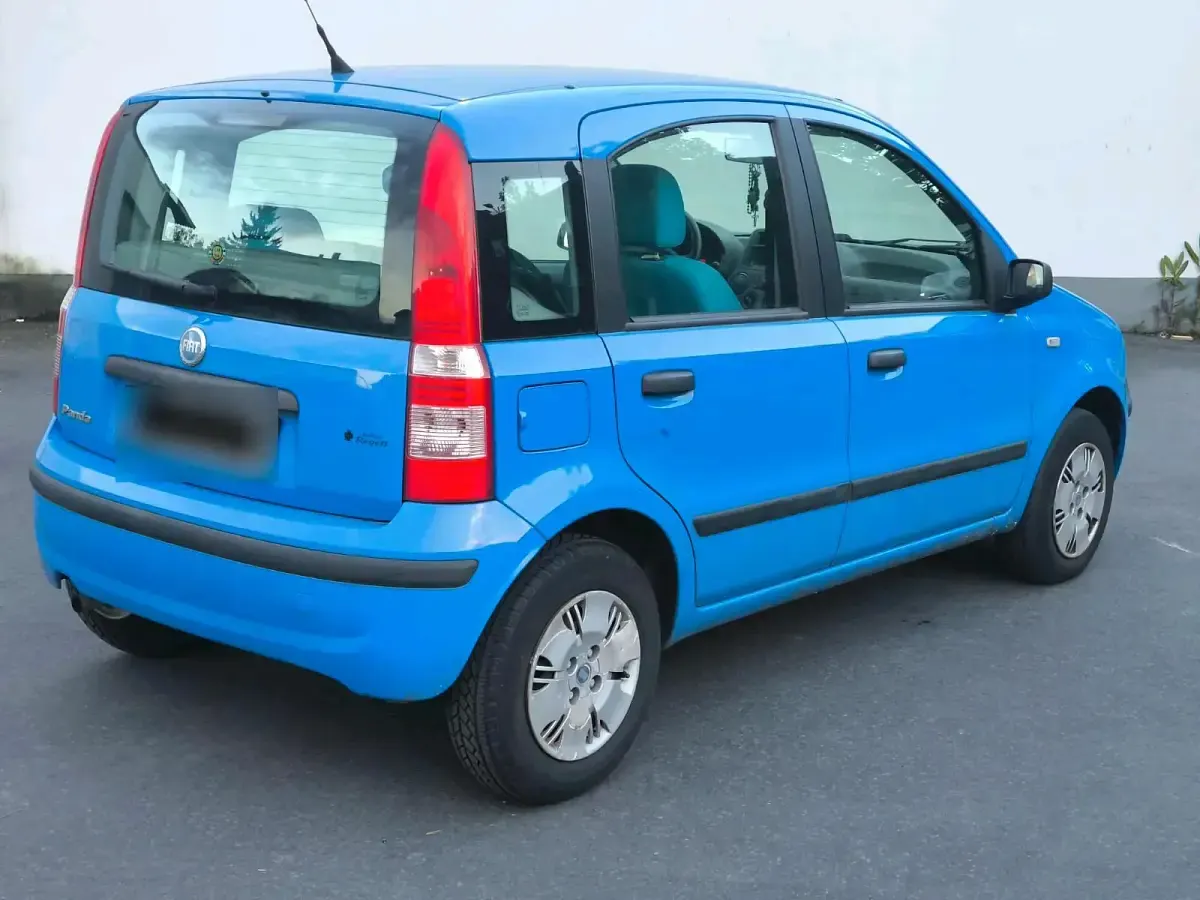 Używany Fiat Panda 60 KM (44 kW) 2004 Niebieski Hatchback