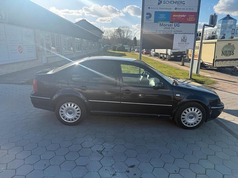 Gebraucht VW Bora 101 PS (74 kW) 2003 Schwarz Limousine