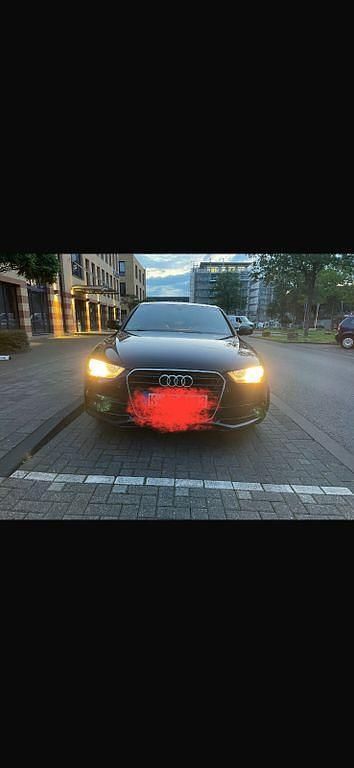 Gebraucht Audi A4 S-Line 143 PS (105 kW) 2012 Schwarz Limousine