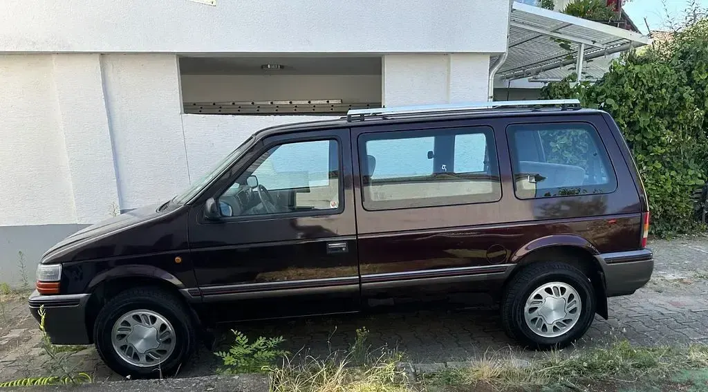 Gebraucht Chrysler Voyager 163 PS (119 kW) 1991 Van / Kleinbus