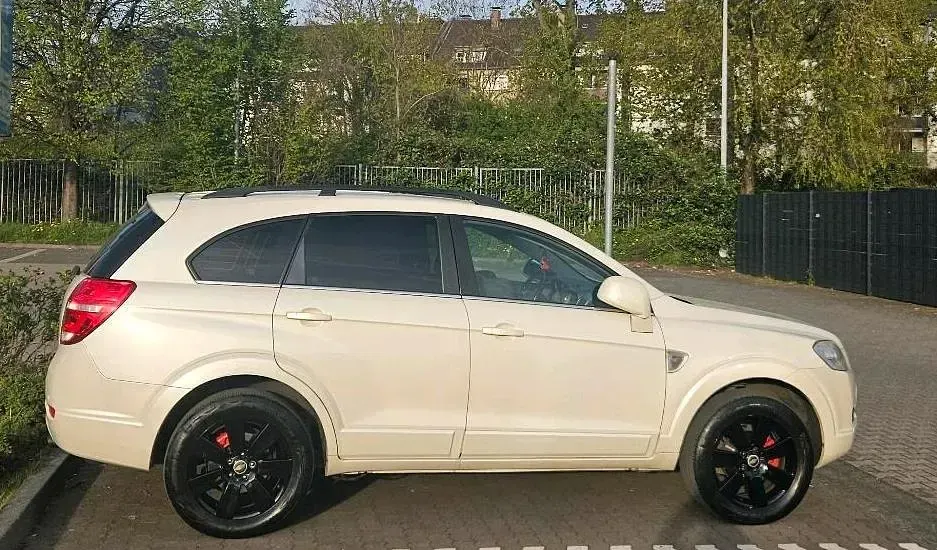 Gebraucht Chevrolet Captiva 150 PS (110 kW) 2008 Weiß SUV