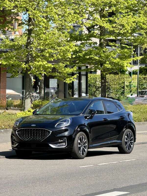 Schwarz Gebraucht 2023 Ford Puma Vignale SUV | 24.999 € (Fairer Preis) - Bild 1/4