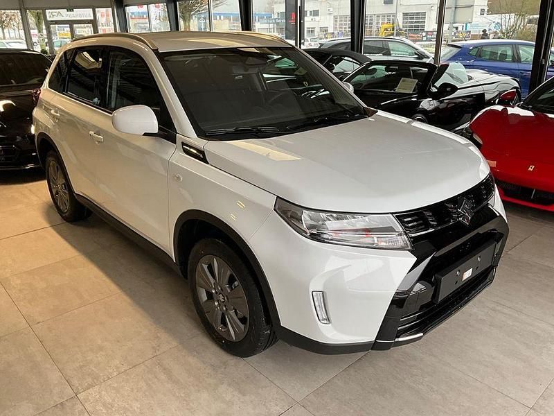 Gebraucht Suzuki Vitara Comfort 110 PS (80 kW) 2025 Weiß SUV