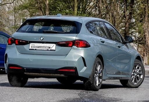 Gebraucht BMW 120 Shadowline 170 PS (125 kW) 2025 Grün Kleinwagen