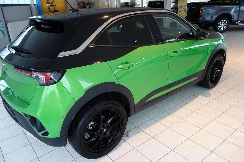 Gebraucht Opel Mokka Elegance 131 PS (96 kW) 2021 Matcha green SUV