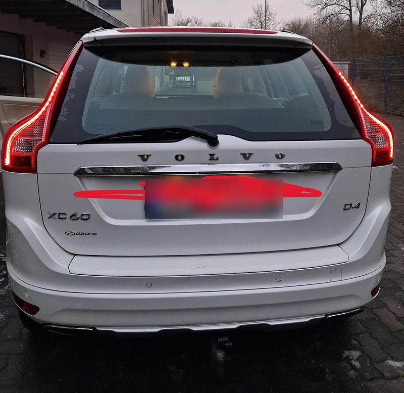 Gebraucht Volvo XC60 180 PS (132 kW) 2014 Weiß SUV